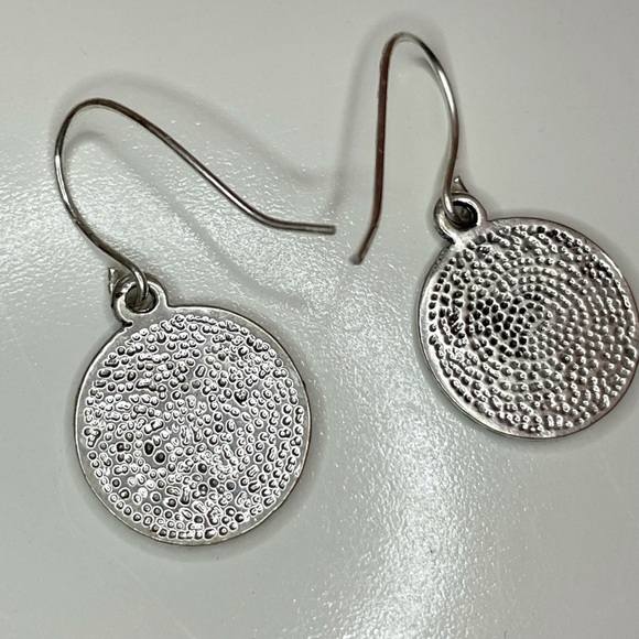 Metal Design Small Round Dangle Earrings - Picture 8 of 11
